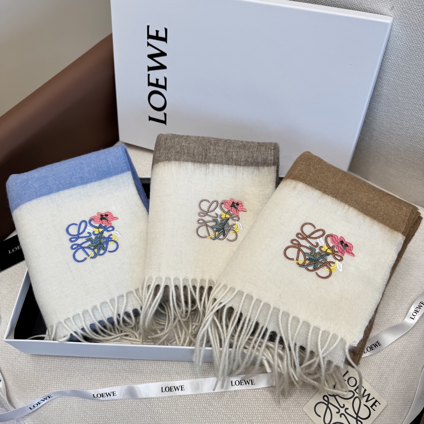 wsxc1768249981516_3 LOEWE Fashion Scarf - Image 1