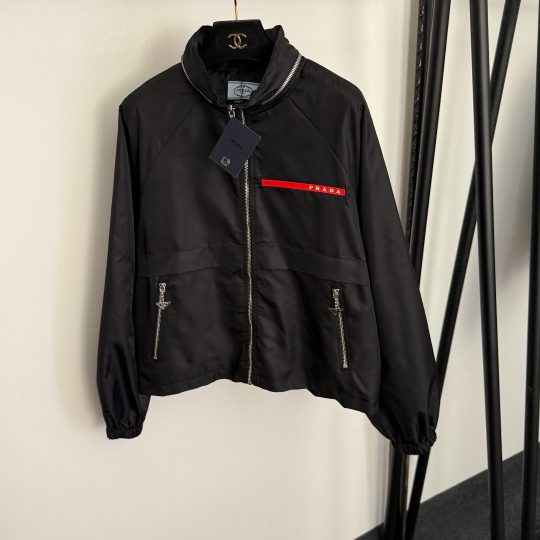 wsxc1769126125134_0 Prada jacket - Image 1