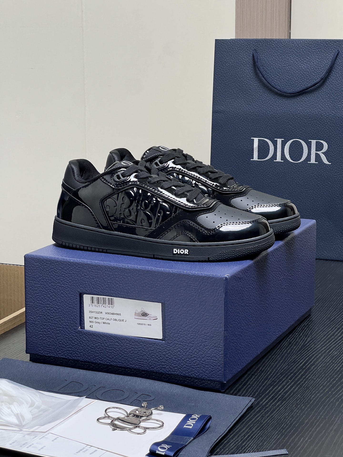 wsxc1769482803752_0 Dior sneakers - Image 1