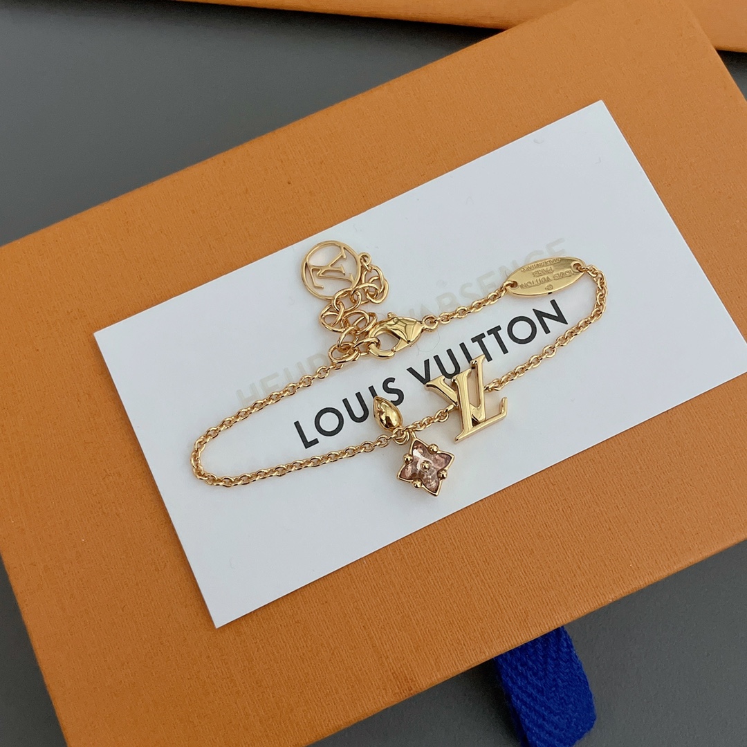 wsxc1770545946580_3 Louis Vuitton Bracelet - Image 1