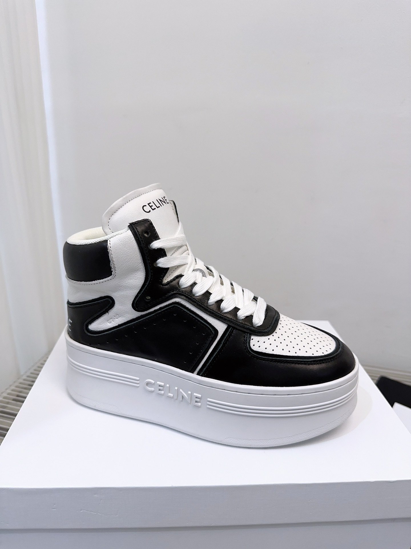 wsxc1773851066330_0 Celine Fashion Shoes - Image 1
