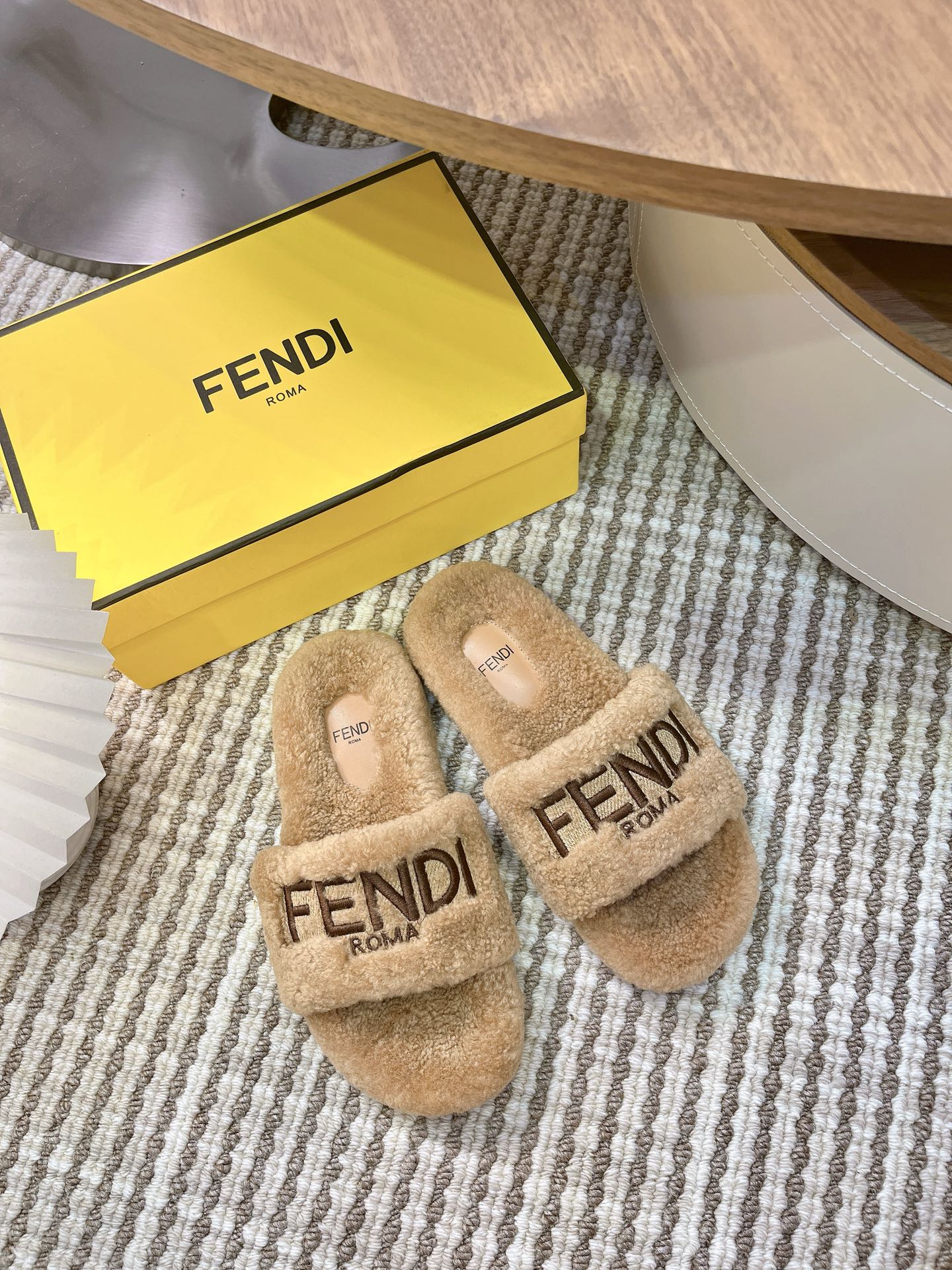 wsxc1773856237277_0 Fendi Fashion Slippers - Image 1