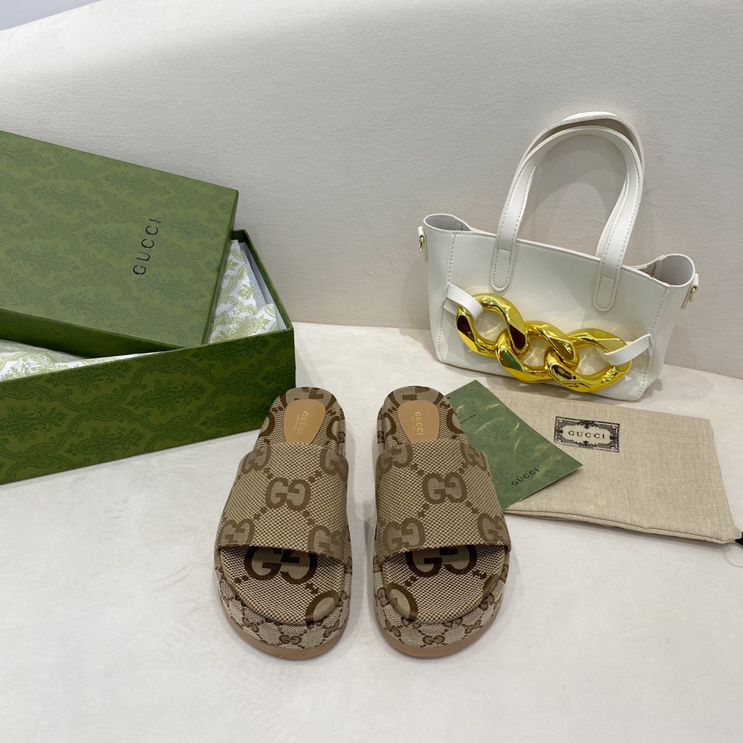 wsxc1773943279088_0 Gucci Fashion Slippers - Image 1