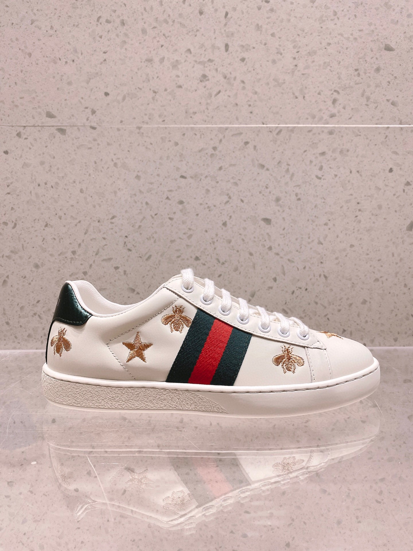wsxc1774018879453_0 Gucci Fashion Shoes - Image 1