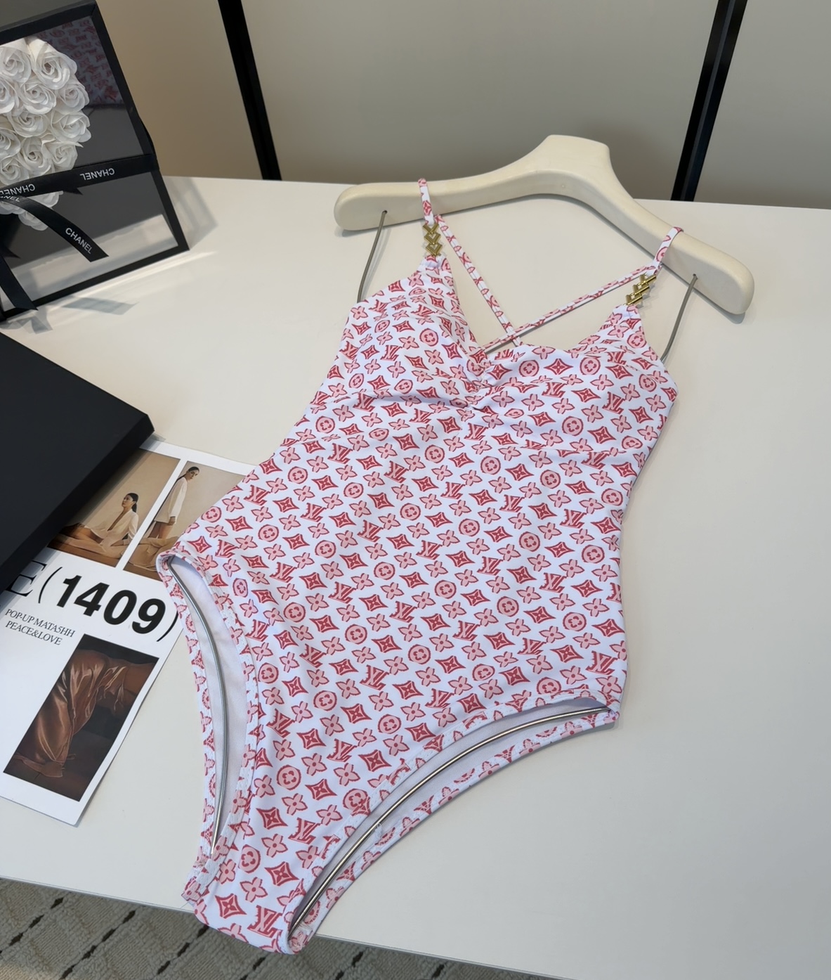 wsxc1774035189754_0 LV swimsuit - Image 1