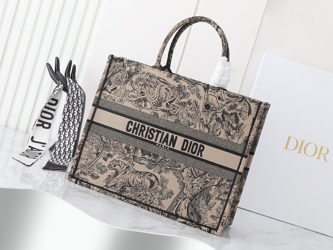 wsxc1774070153463_0 Dior Fashion Bag - Image 1
