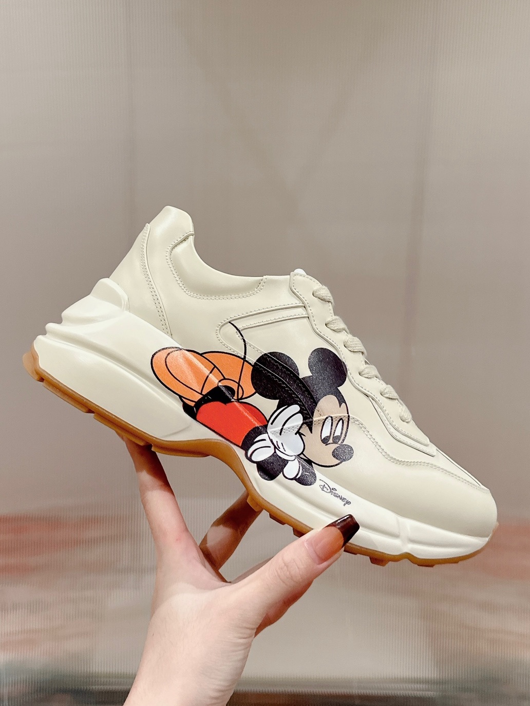 wsxc1774104020126_0 Gucci Fashion Shoes - Image 1