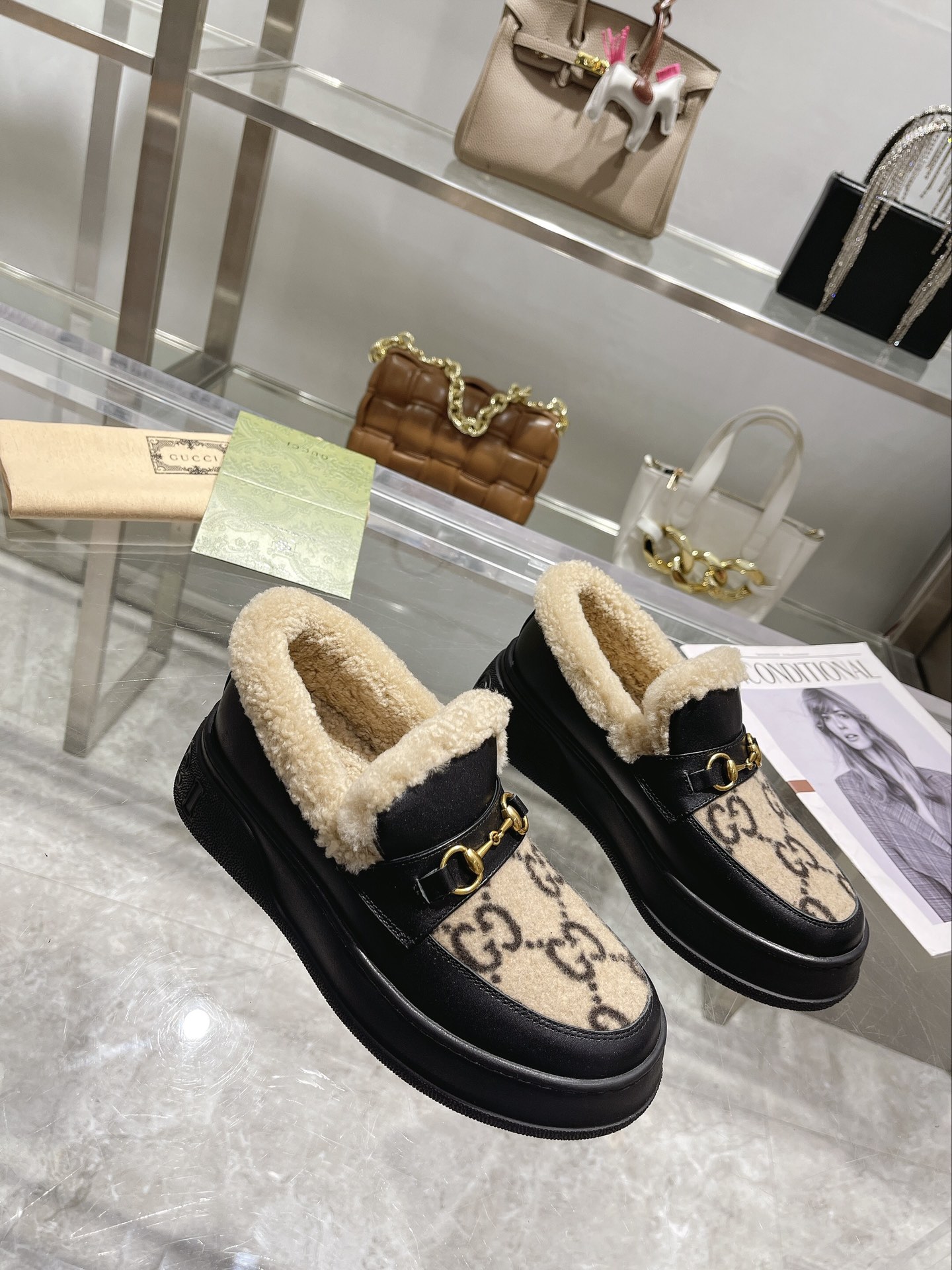 wsxc1774359761589_1 Gucci Fashion Shoes - Image 1