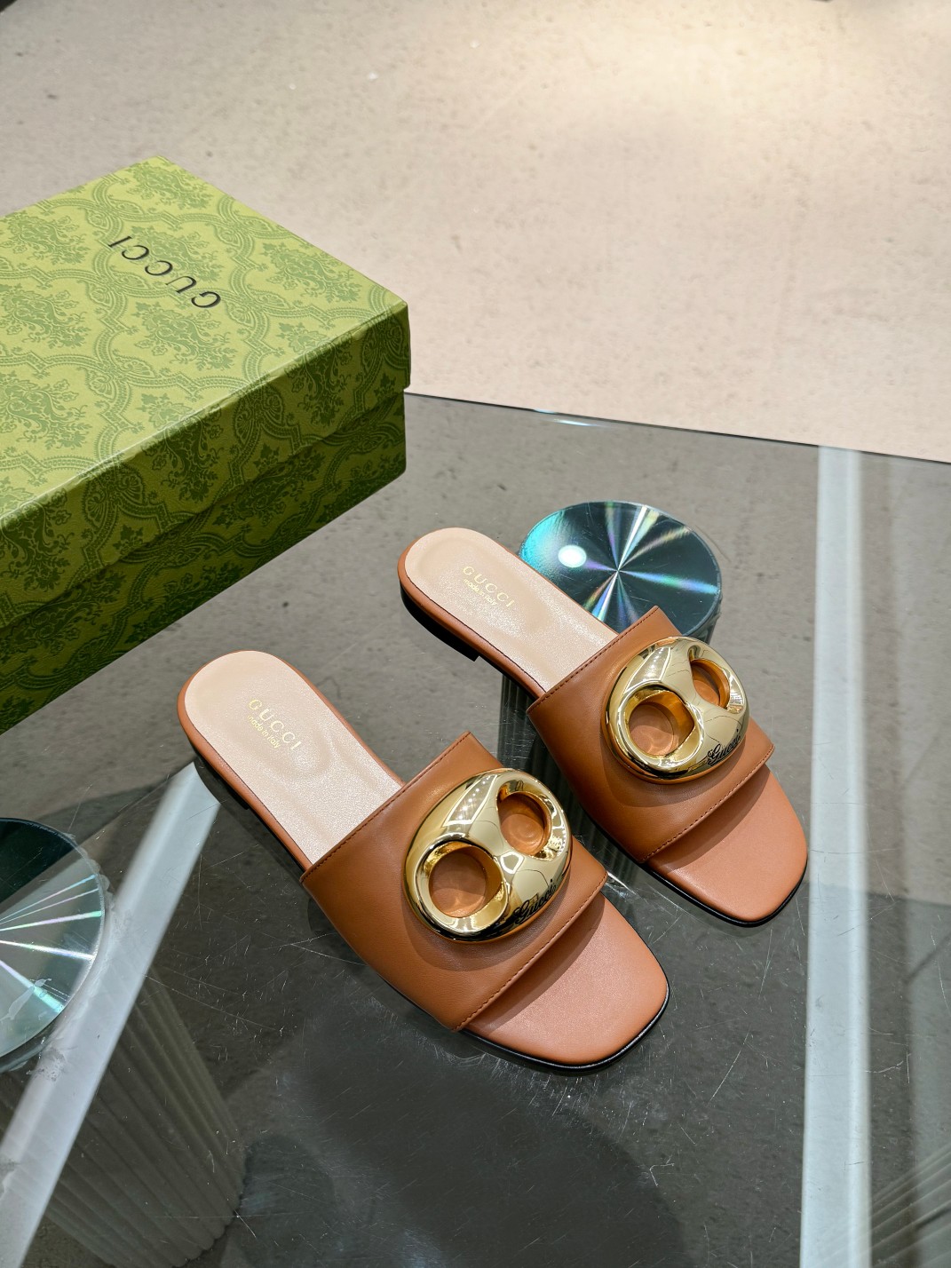 wsxc1774458703458_5 Gucci Fashion Slippers - Image 1