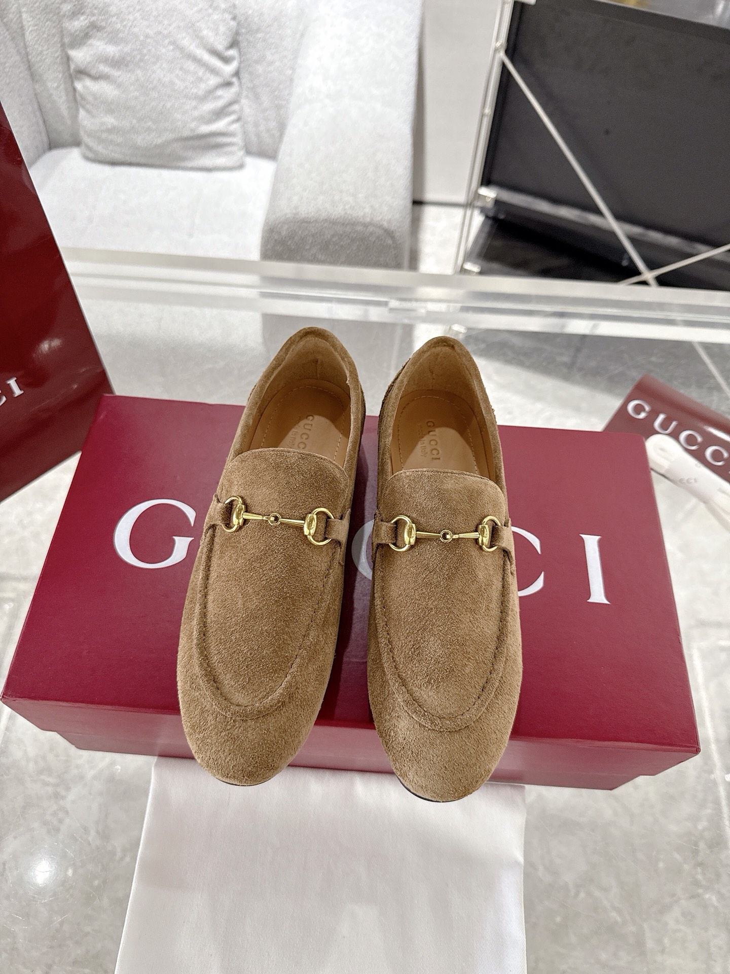 wsxc1774527448687_0 Gucci Fashion Shoes - Image 1
