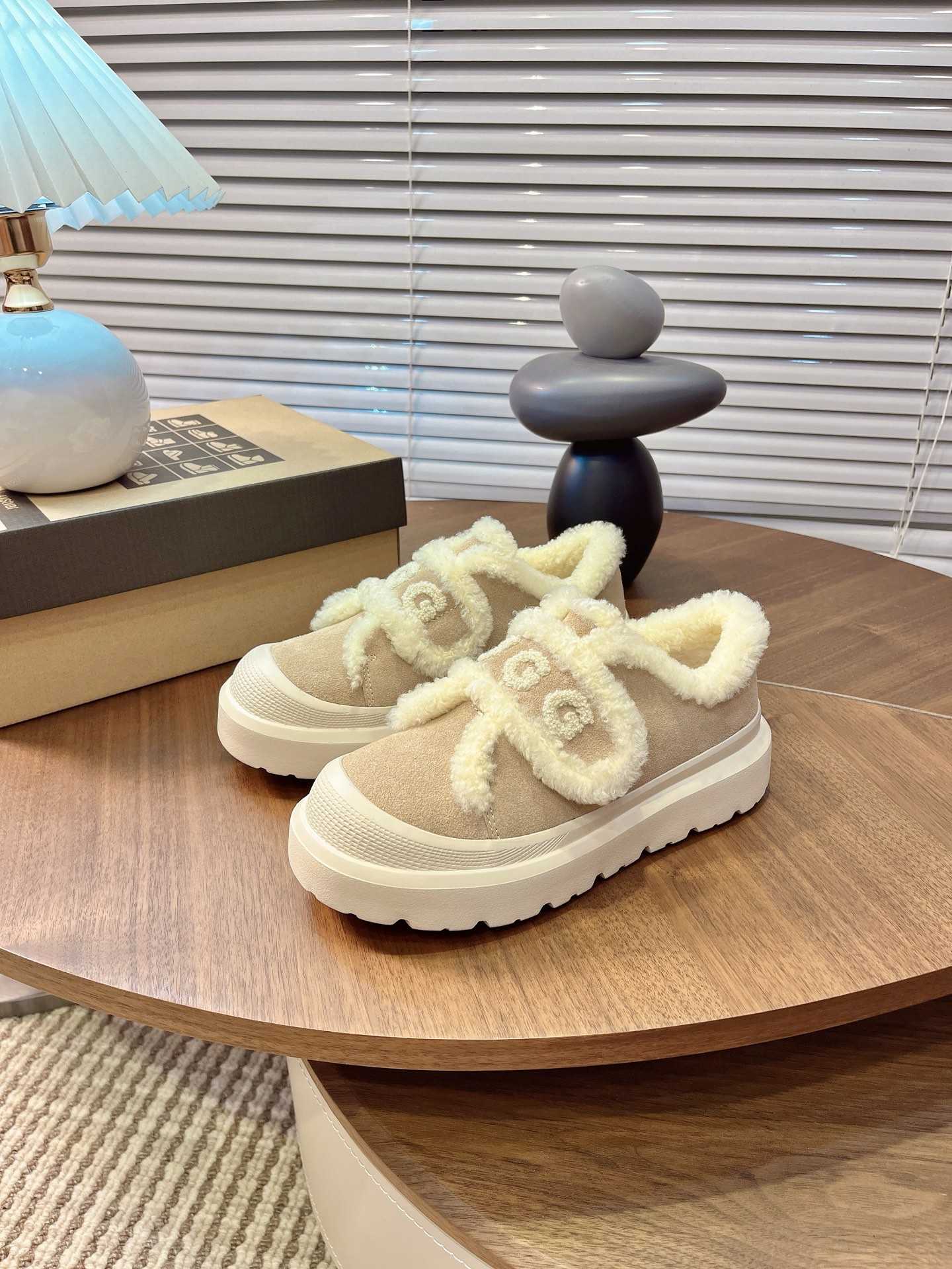wsxc1774627923336_0 UGG Fashion Shoes - Image 1