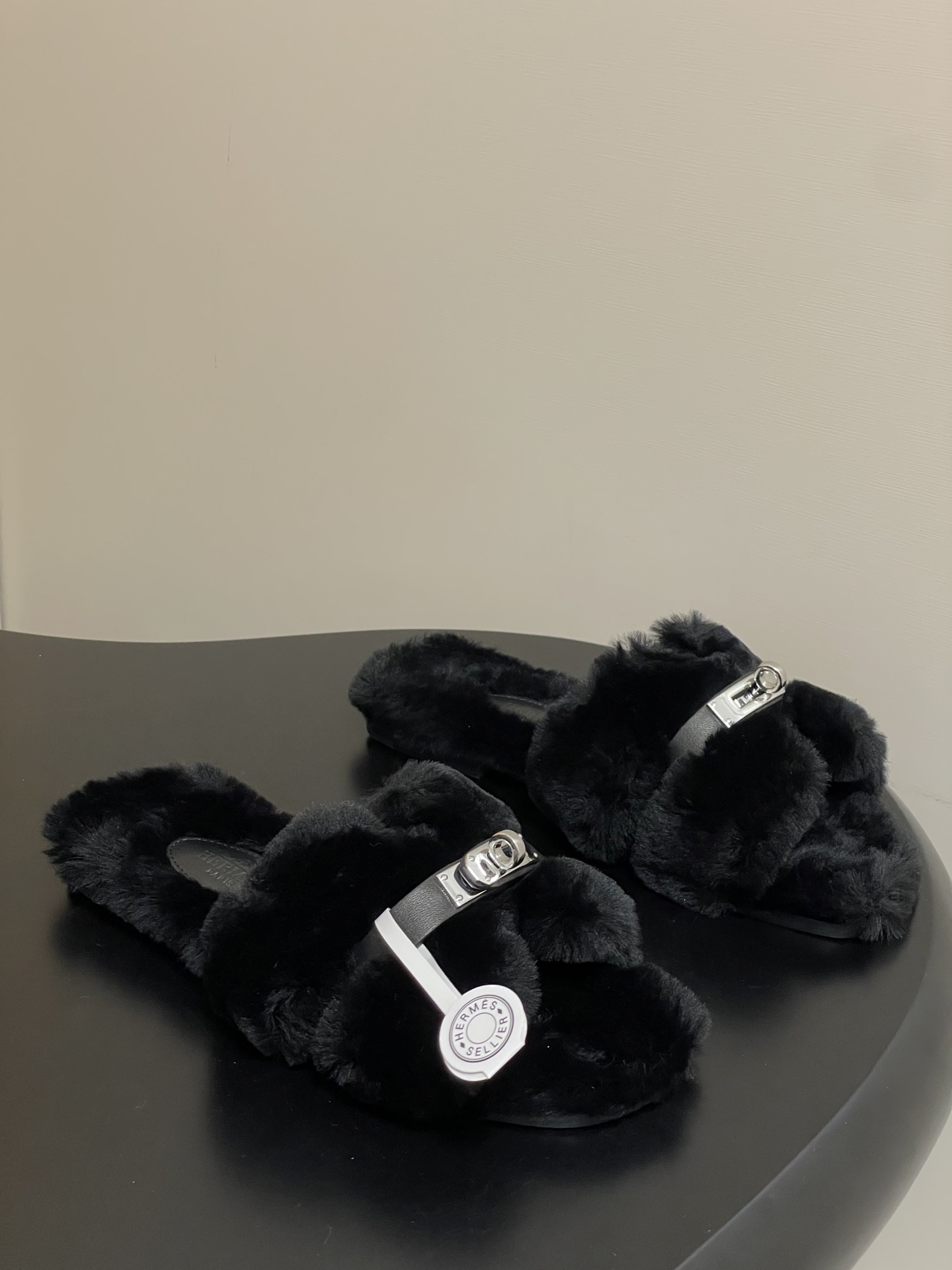 wsxc1774884076803_0 Hermes Fashion Slippers - Image 1