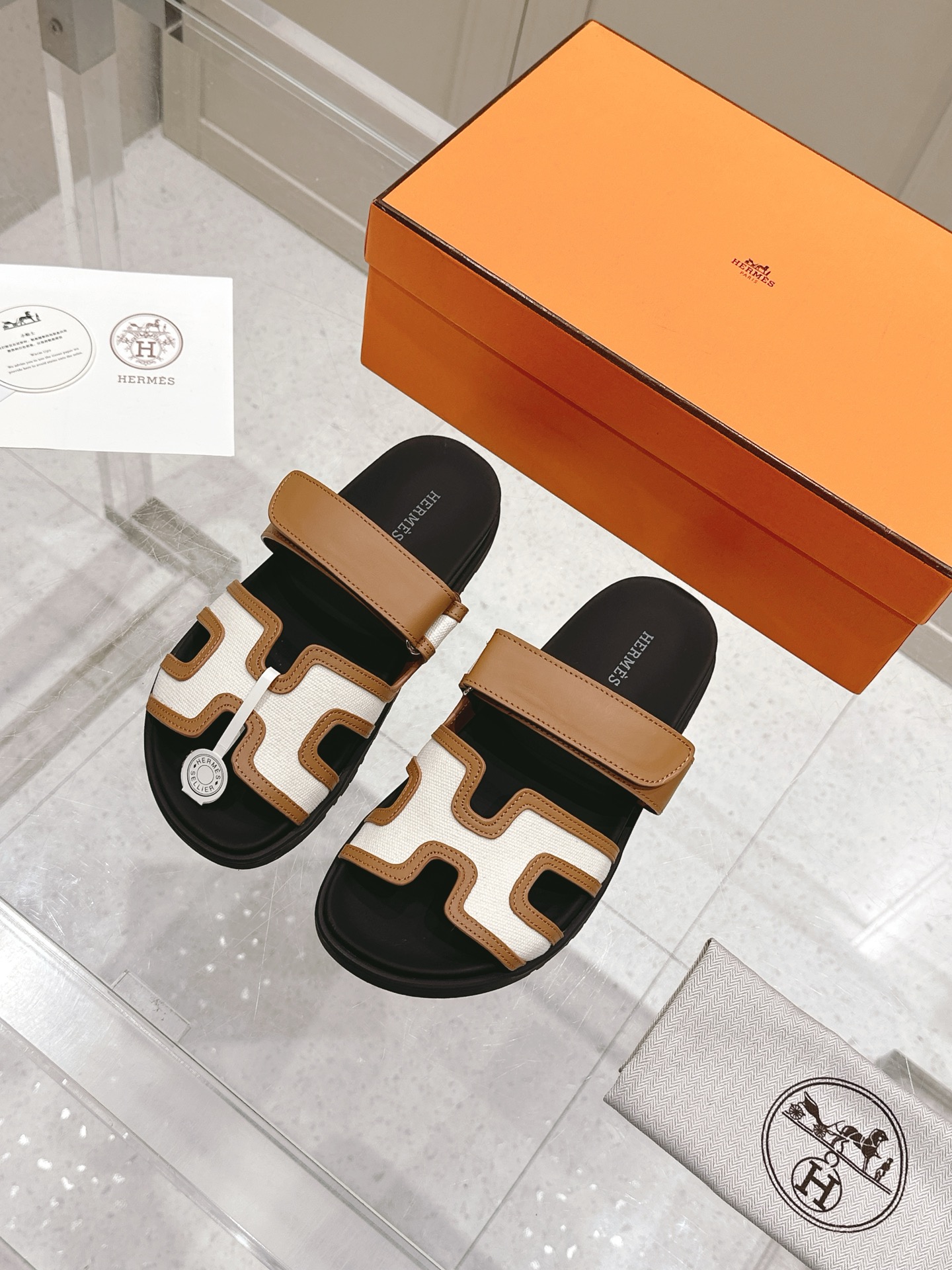 wsxc1774899669423_0 Hermes Fashion Slippers - Image 1