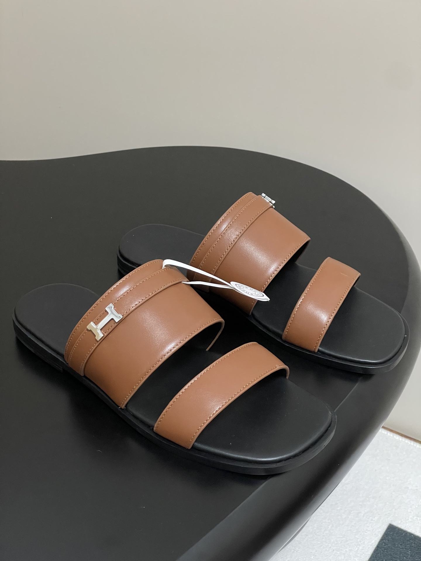 wsxc1774967783015_0 Hermes Fashion Slippers - Image 1