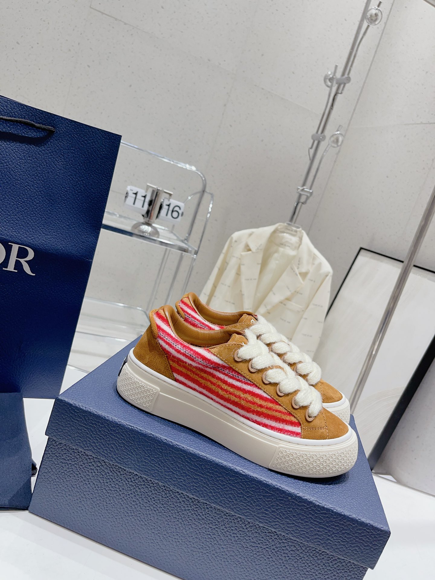 wsxc1775061559662_0 Dior Fashion Shoes - Image 1