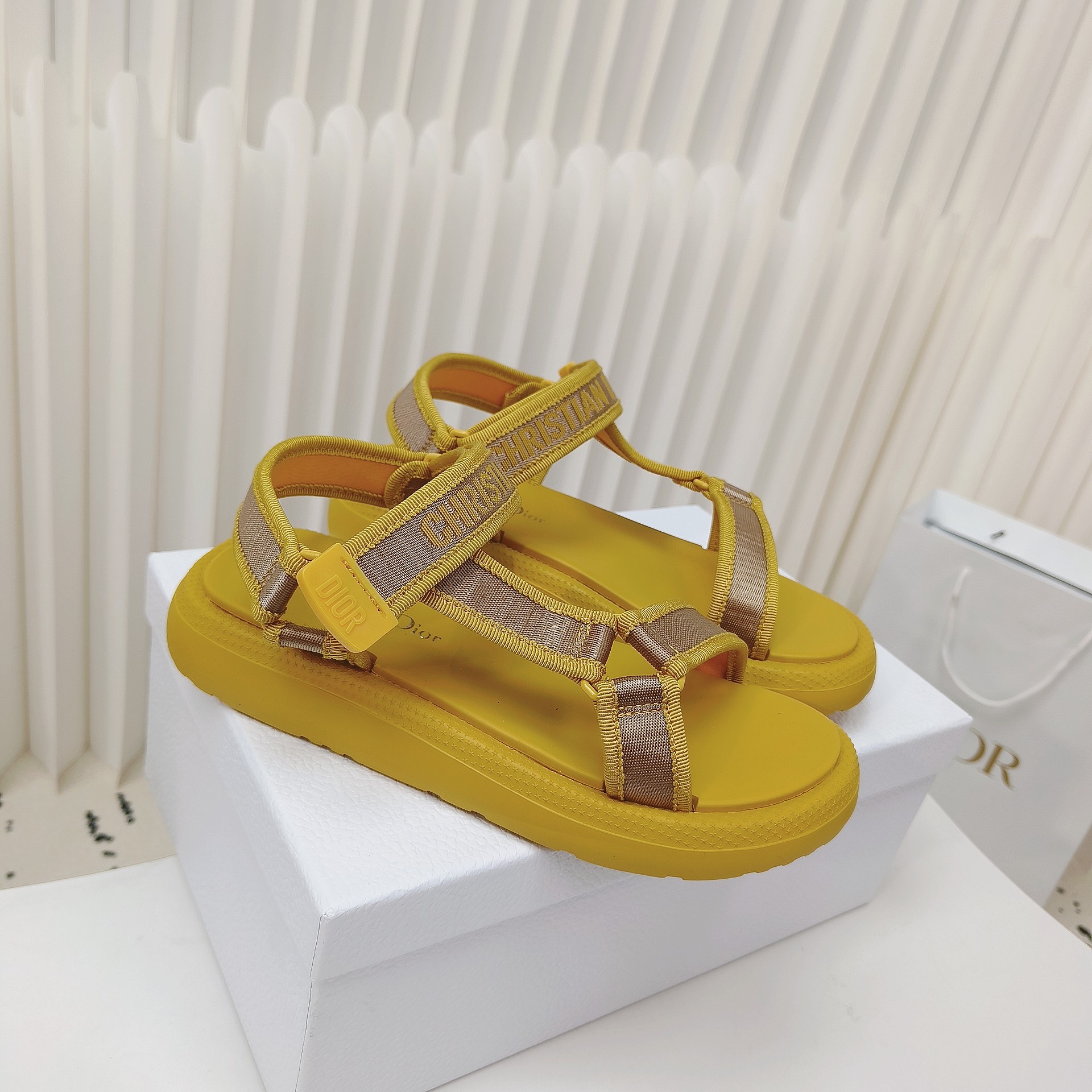 wsxc1775135400858_1 Dior Fashion Sandals - Image 1