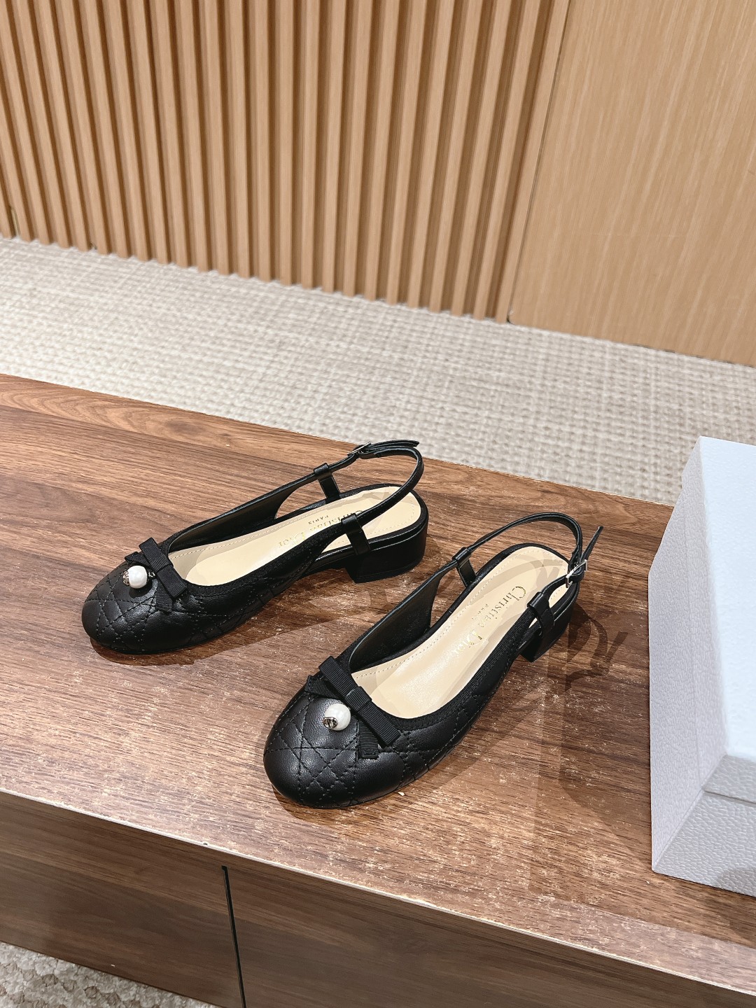 wsxc1775146491572_1 Dior Fashion Sandals - Image 1