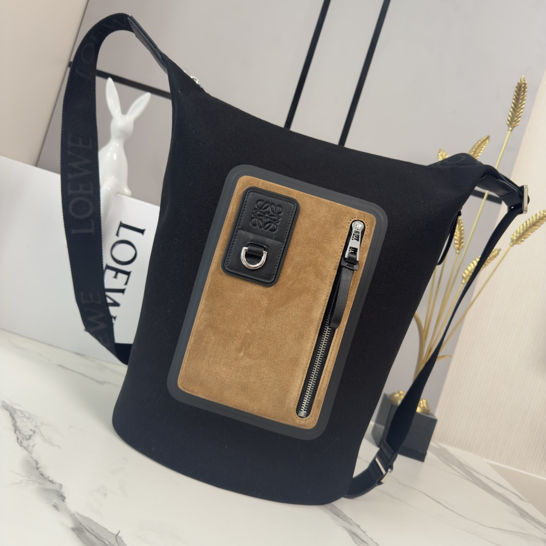 wsxc1775158035964_0 LOEWE Fashion Bag - Image 1