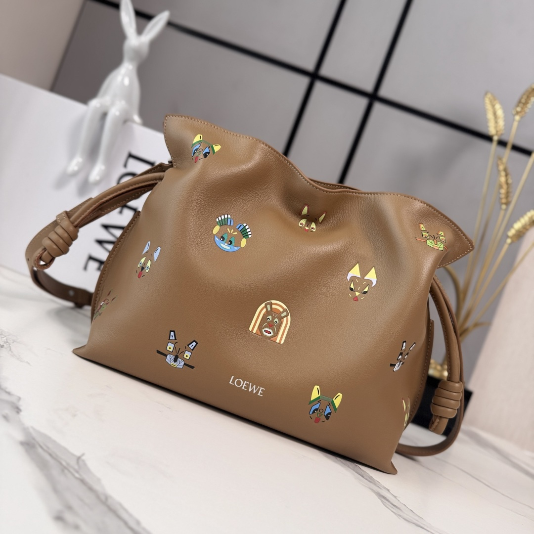 wsxc1775158184867_0 LOEWE Fashion Bag - Image 1