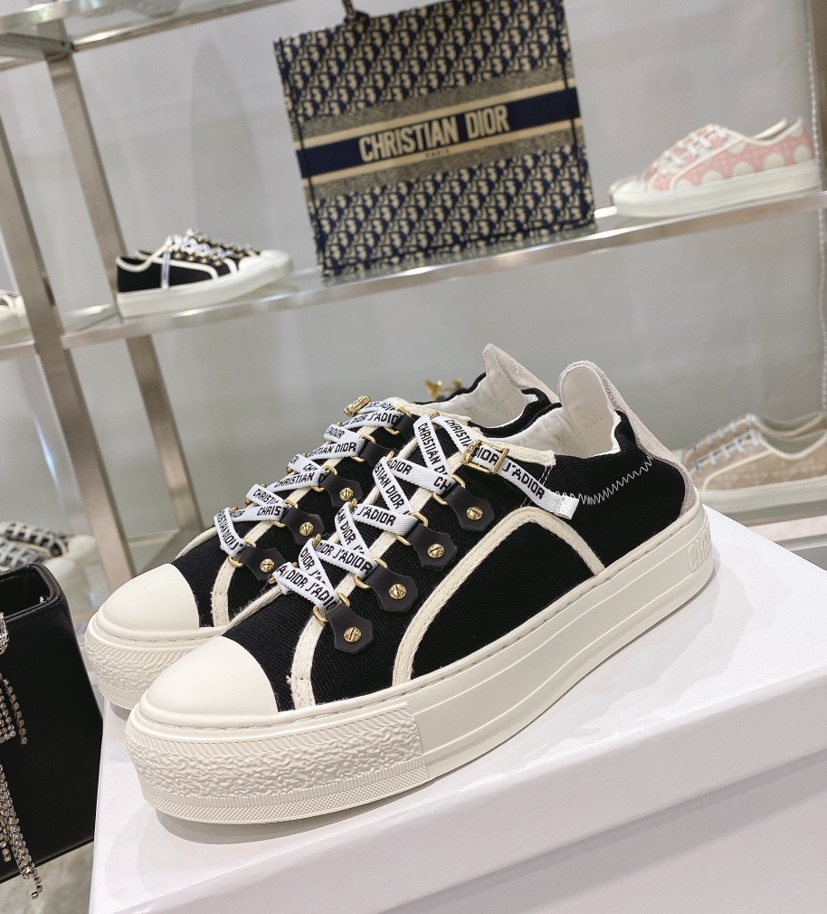 wsxc1775579445640_0 Dior Fashion Shoes - Image 1