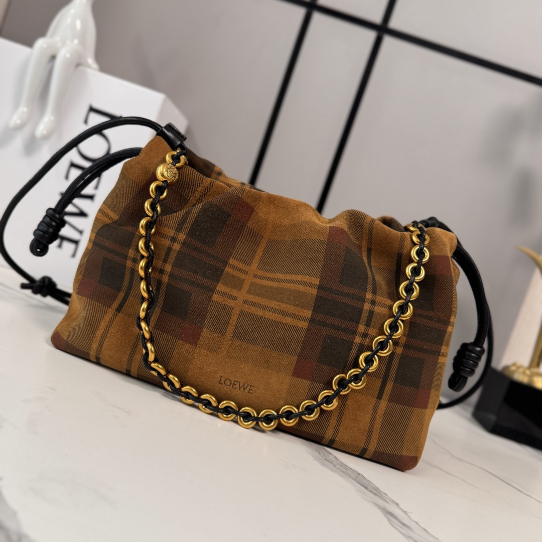 wsxc1775754147105_0 LOEWE Fashion Bag - Image 1