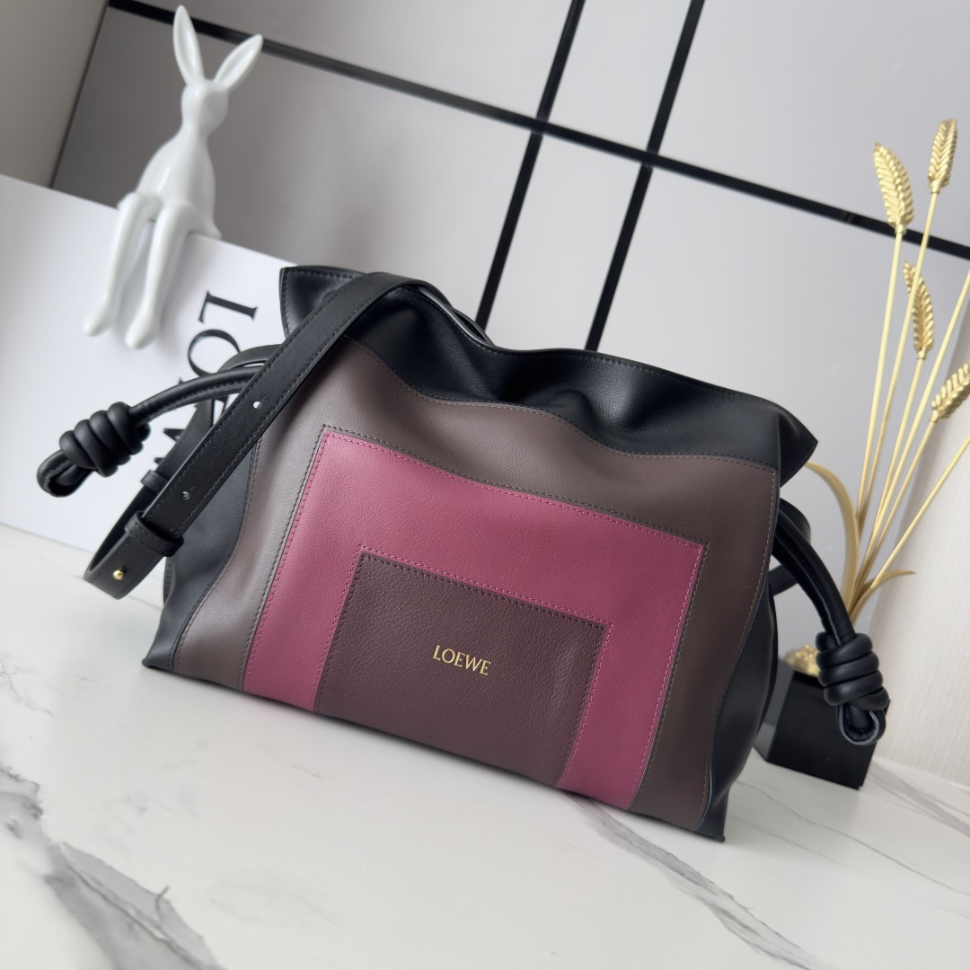 wsxc1775763905291_0 LOEWE Fashion Bag - Image 1
