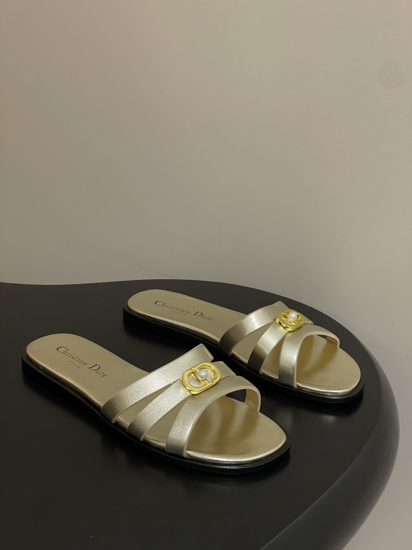 wsxc1775776557783_0 Dior Fashion Slippers - Image 1