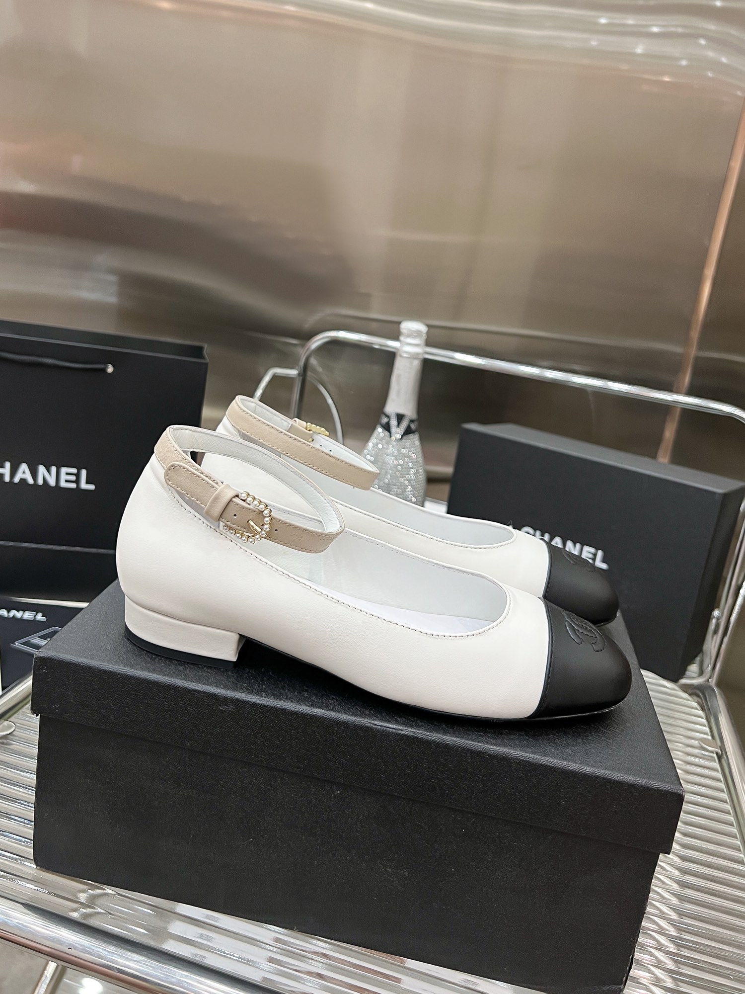 wsxc1775782494332_0 Chanel Fashion Shoes - Image 1