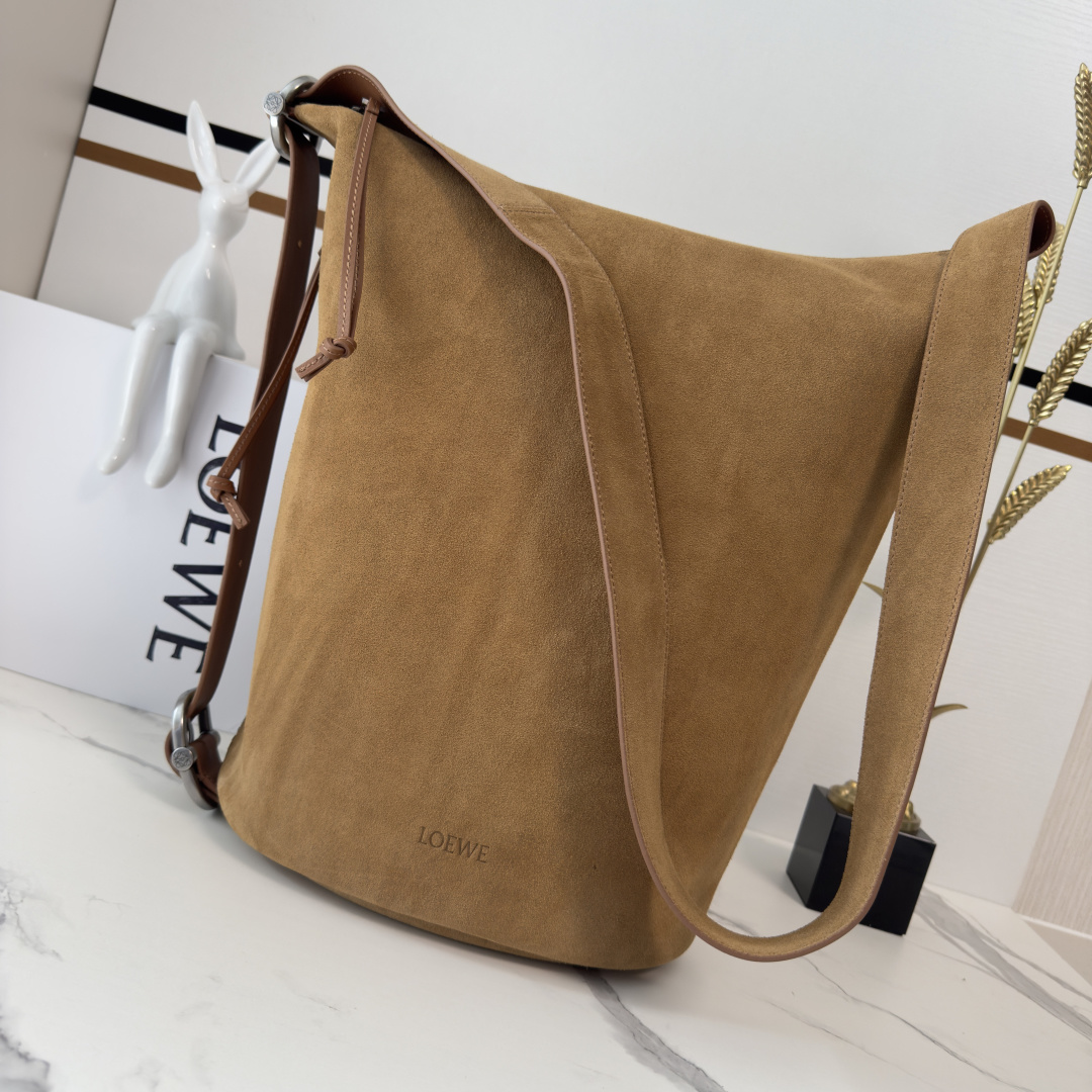 wsxc1775833935678_0 LOEWE Fashion Bag - Image 1