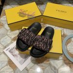 Fendi slippers