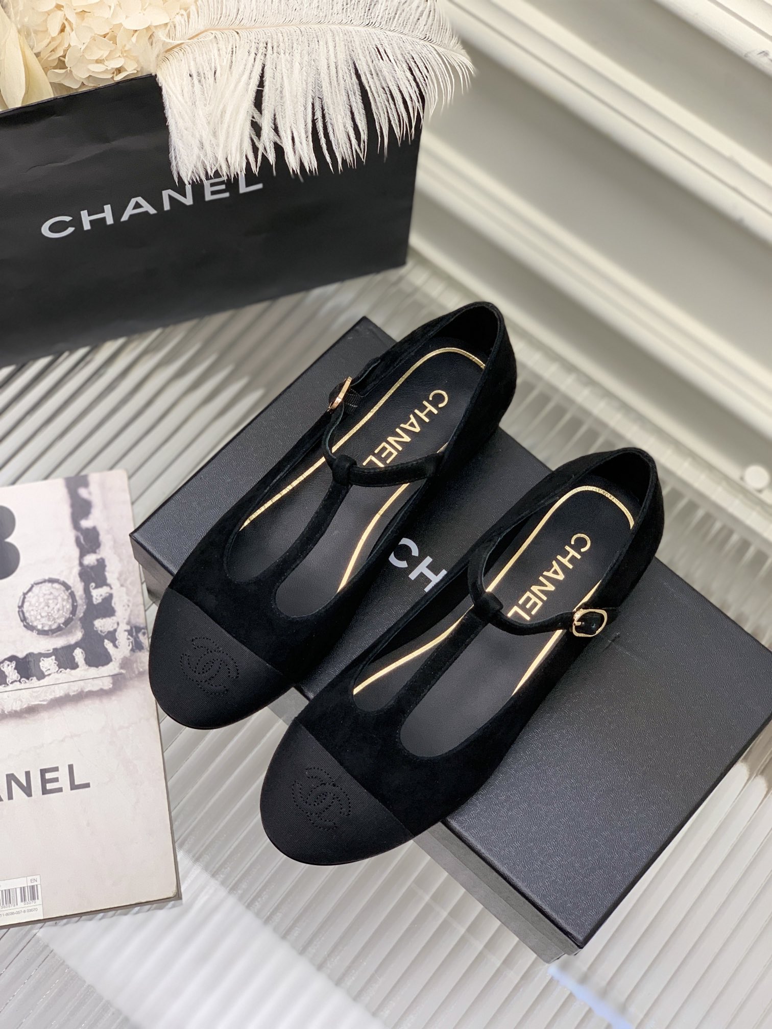 wsxc1775871769539_2 Chanel Fashion Shoes - Image 1