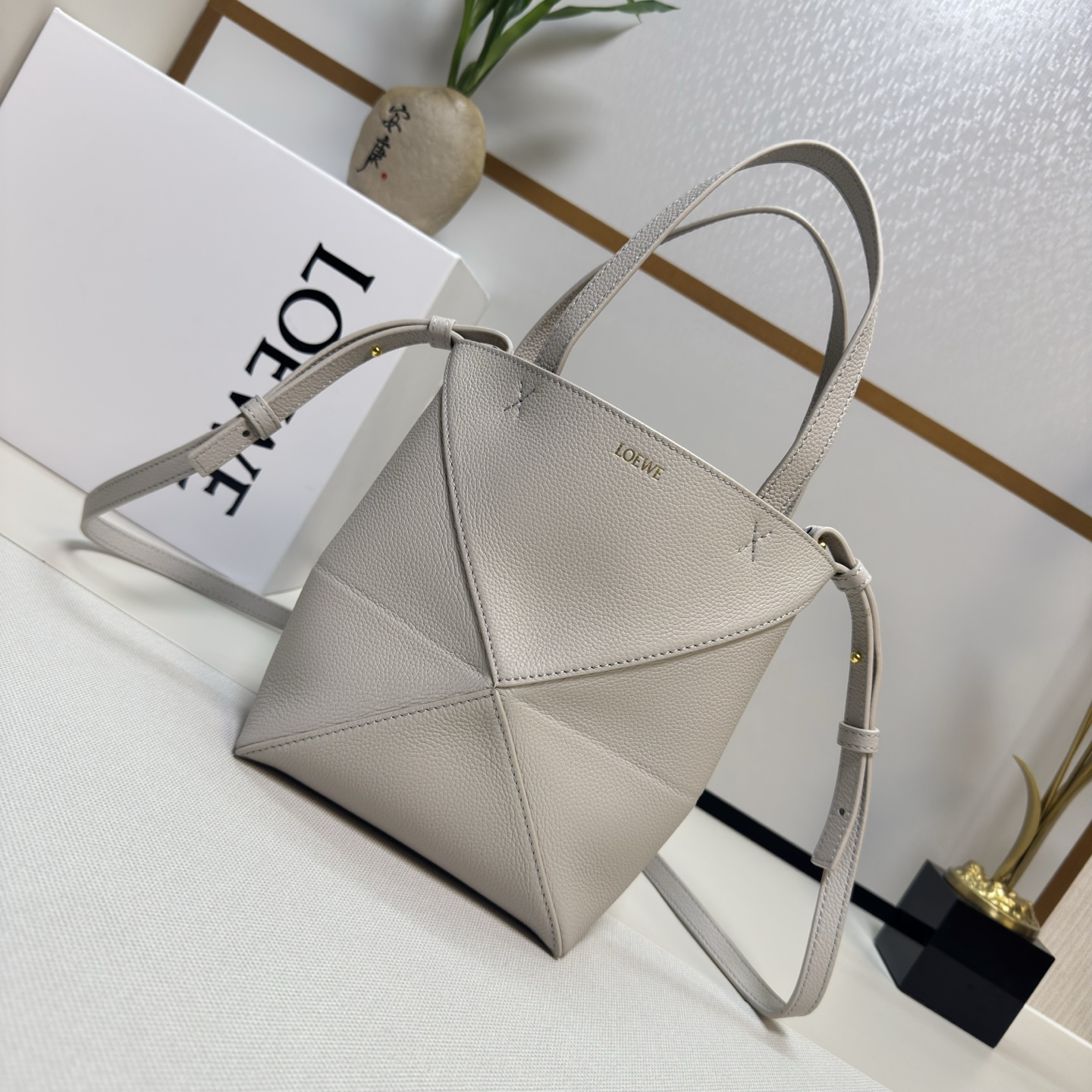 wsxc1775926122376_0 LOEWE Fashion Bag - Image 1