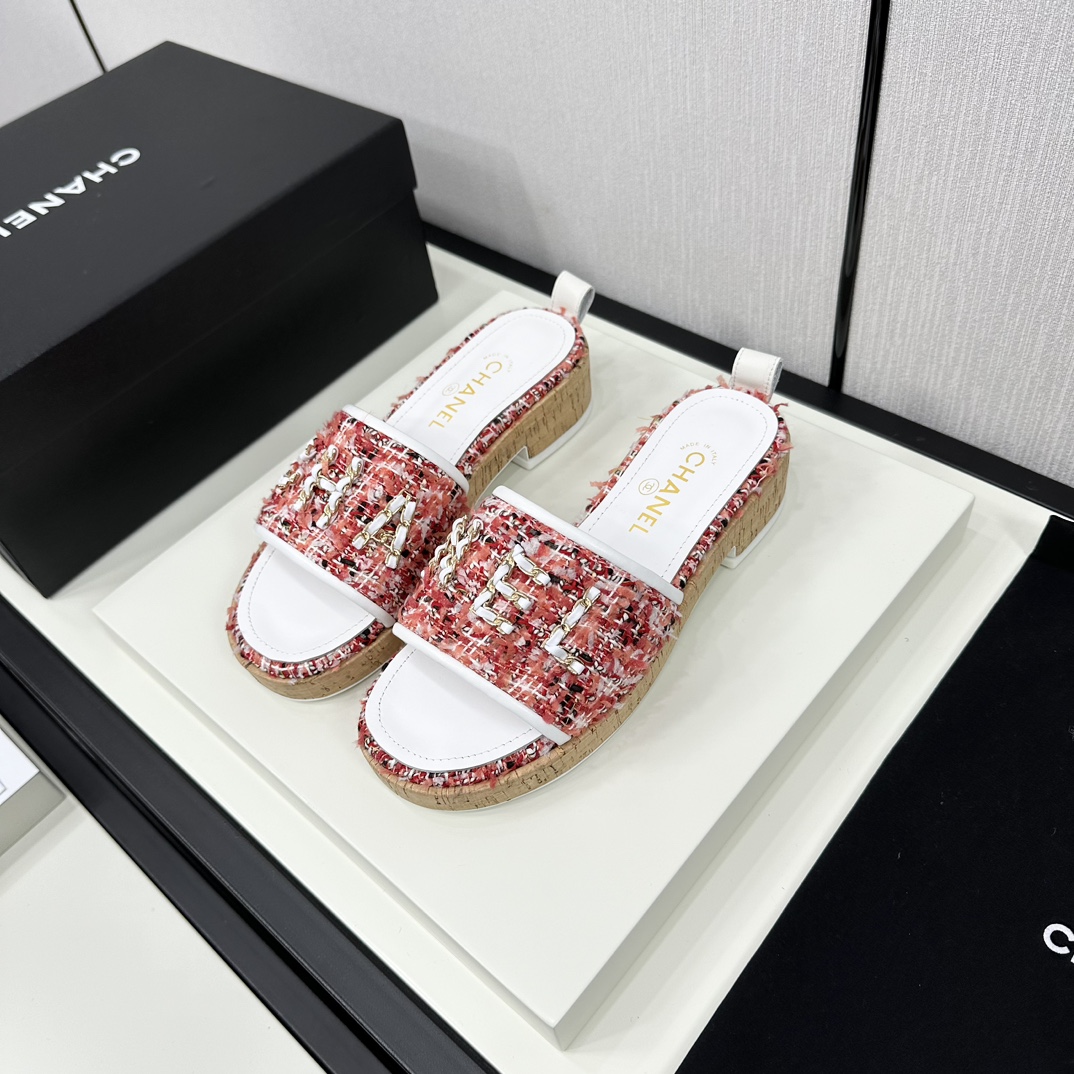 wsxc1775957840253_0 Chanel Fashion Slippers - Image 1