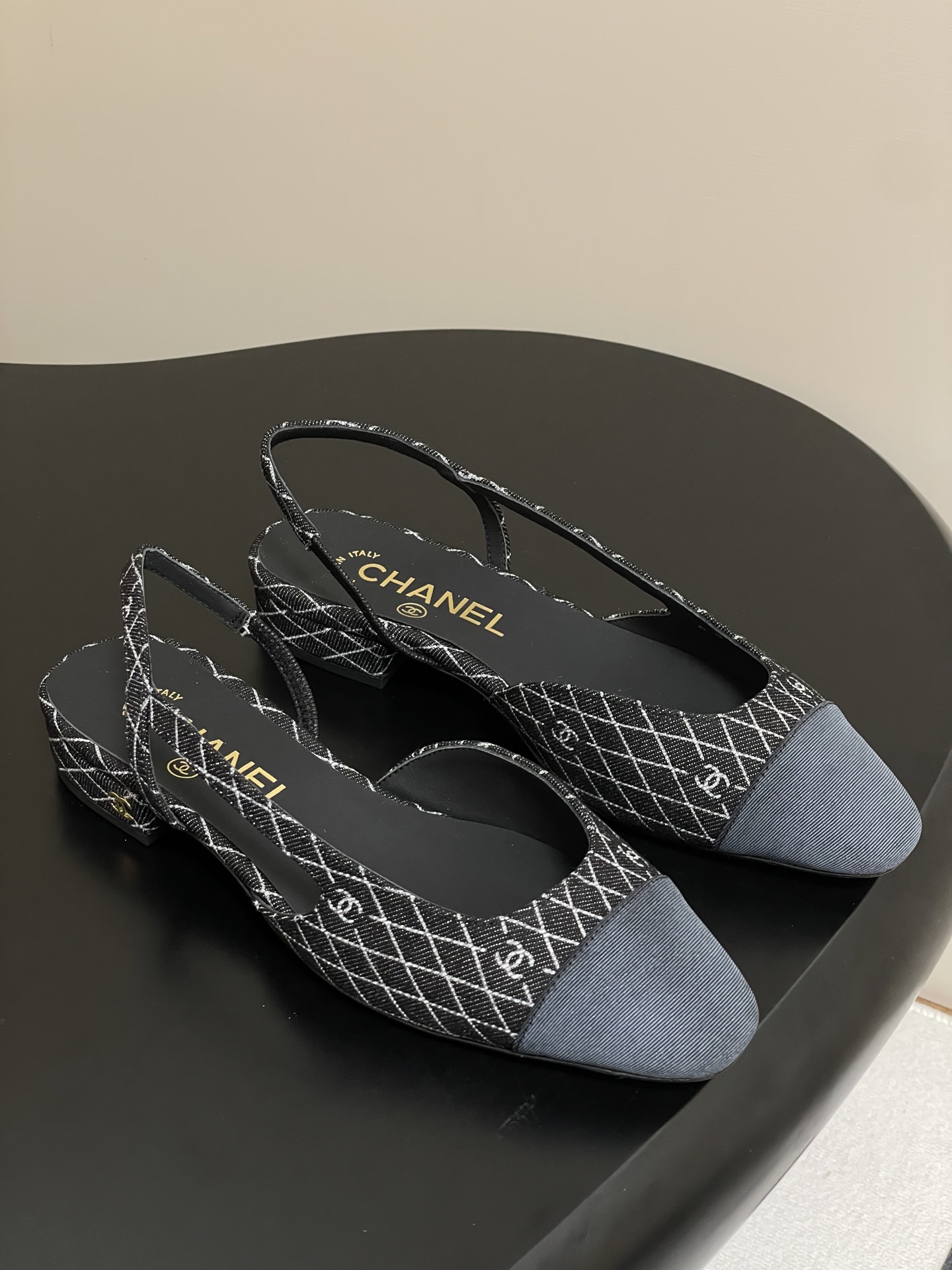 wsxc1776136112530_0 Chanel Fashion Sandals - Image 1