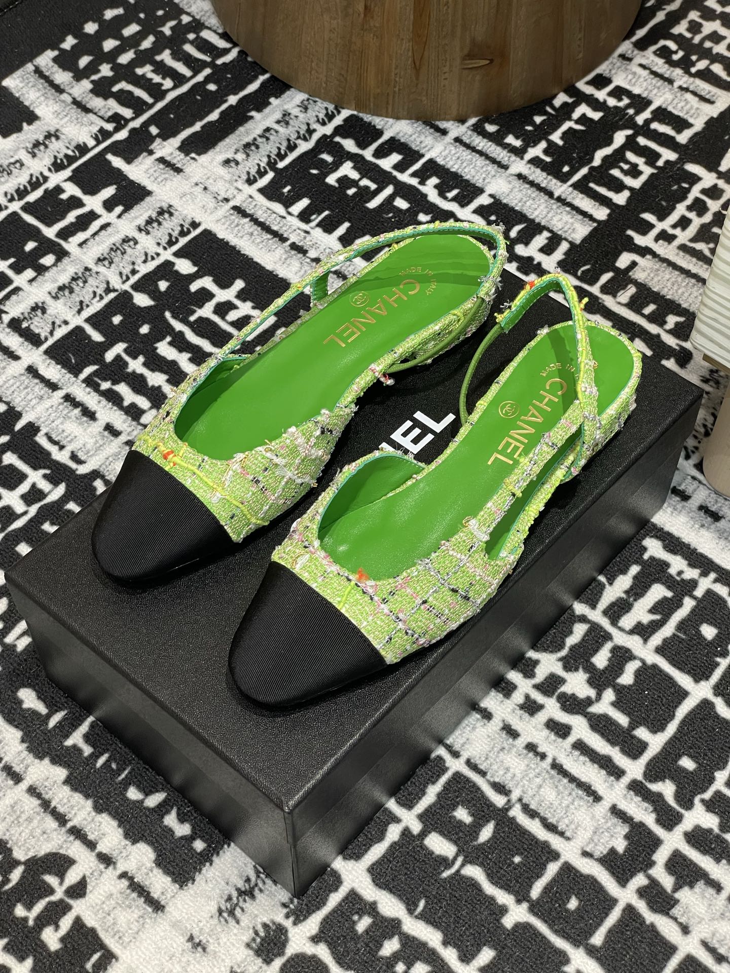 wsxc1776210512419_0 Chanel Fashion Sandals - Image 1