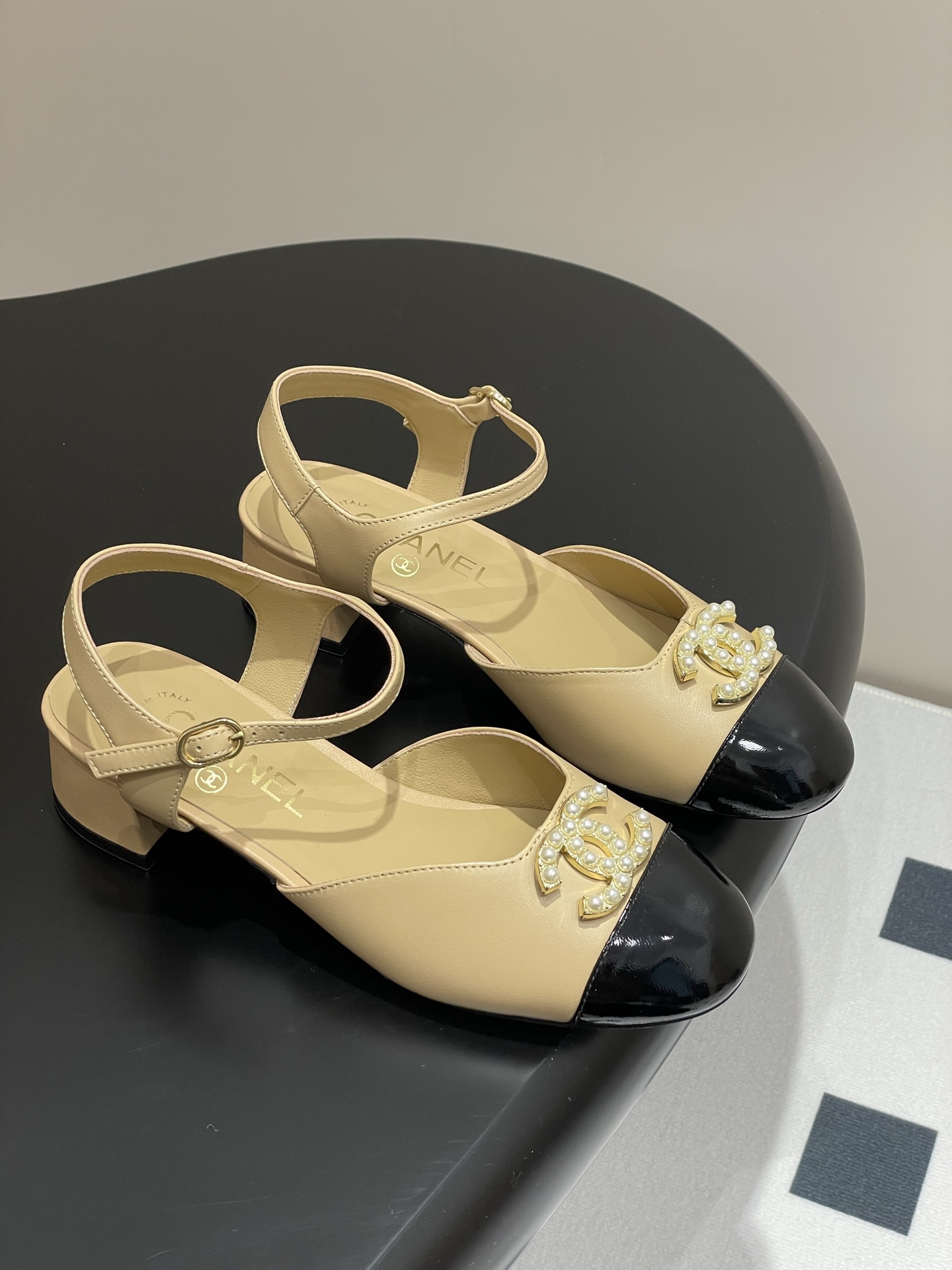 wsxc1776273965239_0 Chanel Fashion Sandals - Image 1
