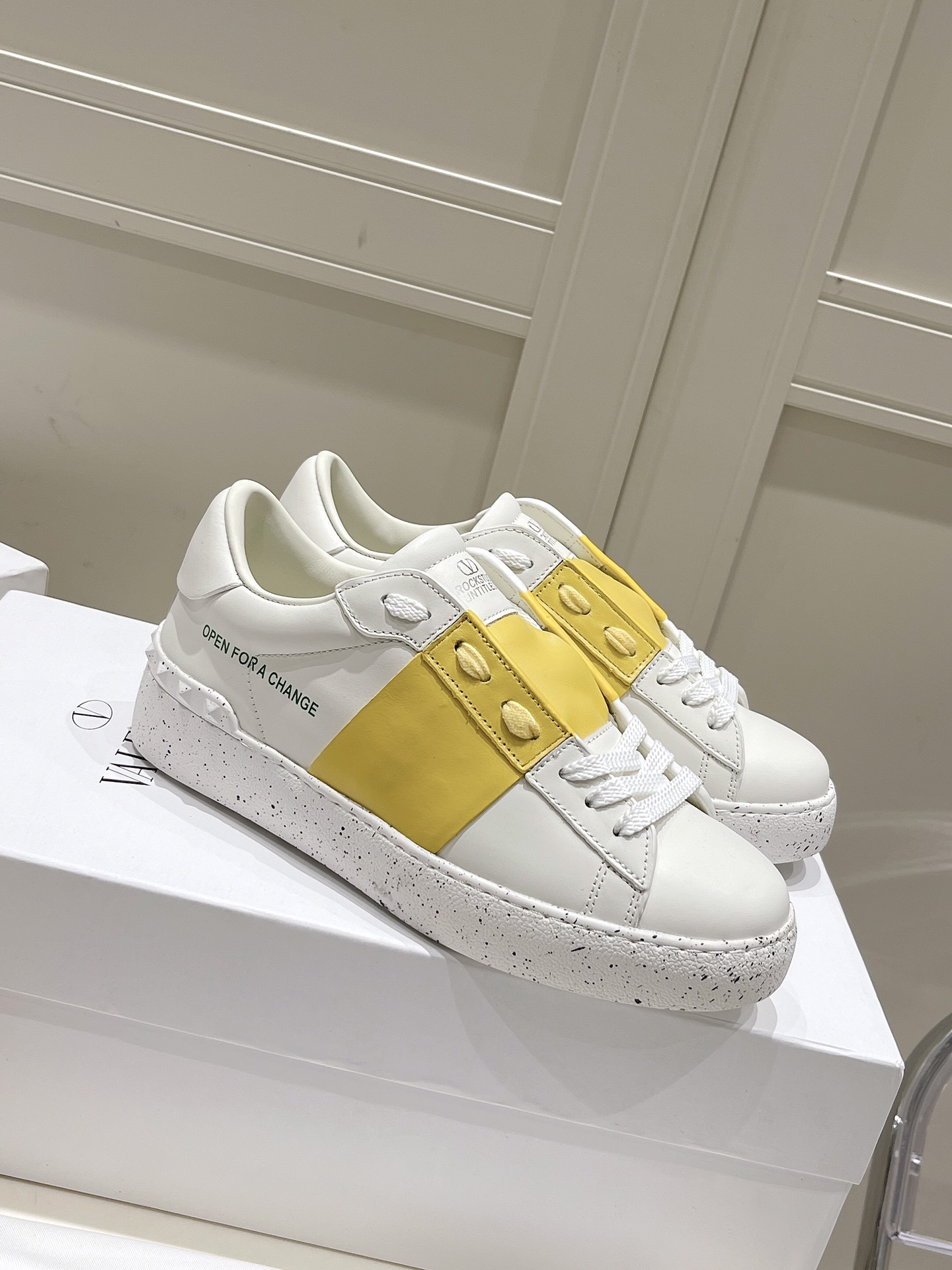 wsxc1776396212844_1 Valentino Fashion Shoes - Image 1