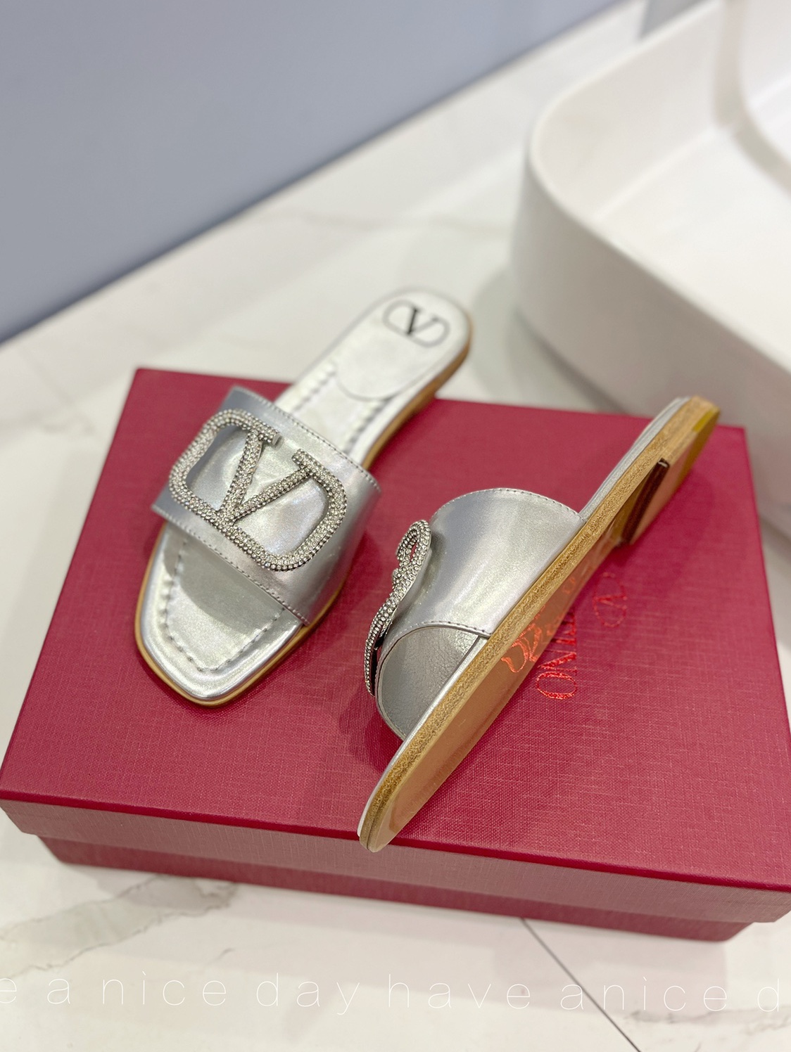 wsxc1776399945753_0 Valentino Fashion Slippers - Image 1