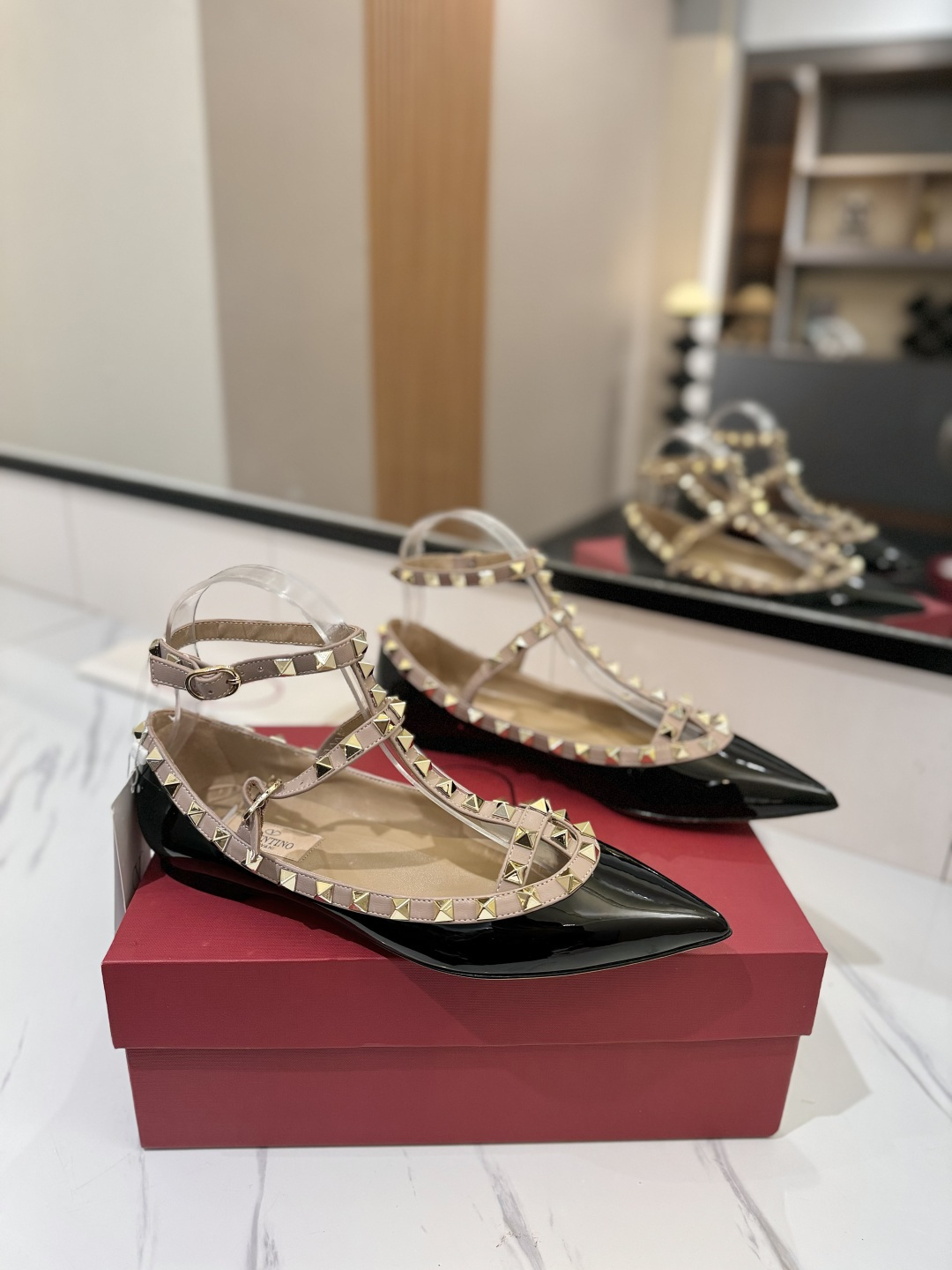 wsxc1776469885744_0 Valentino Fashion Sandals - Image 1
