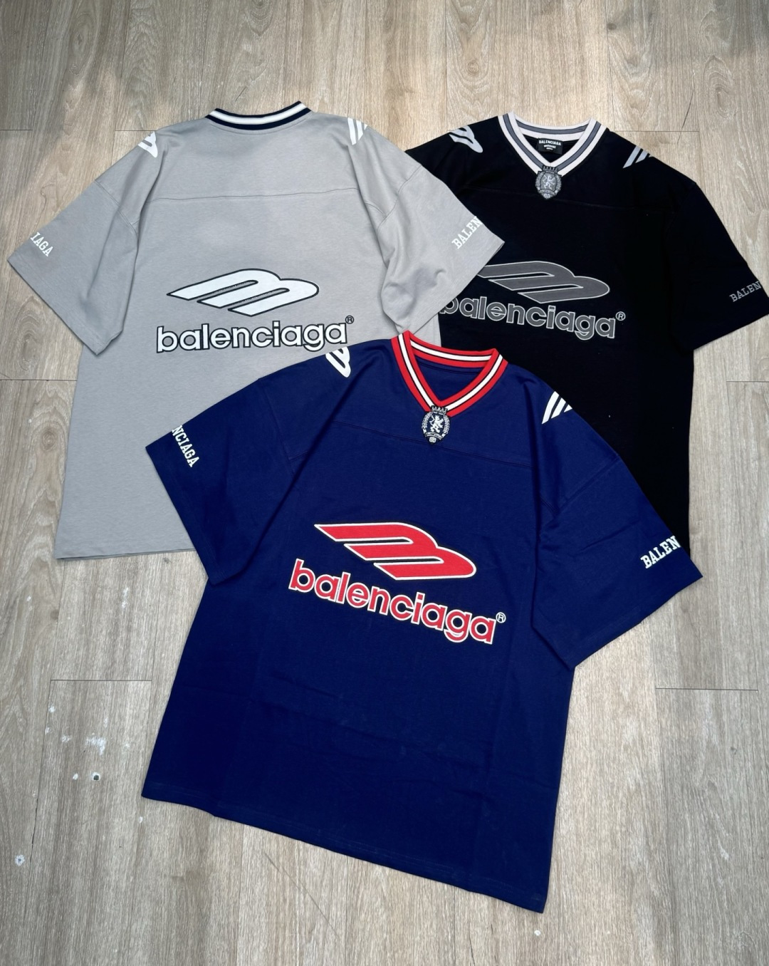 wsxc1776487551907_4 Balenciaga shirts - Image 1