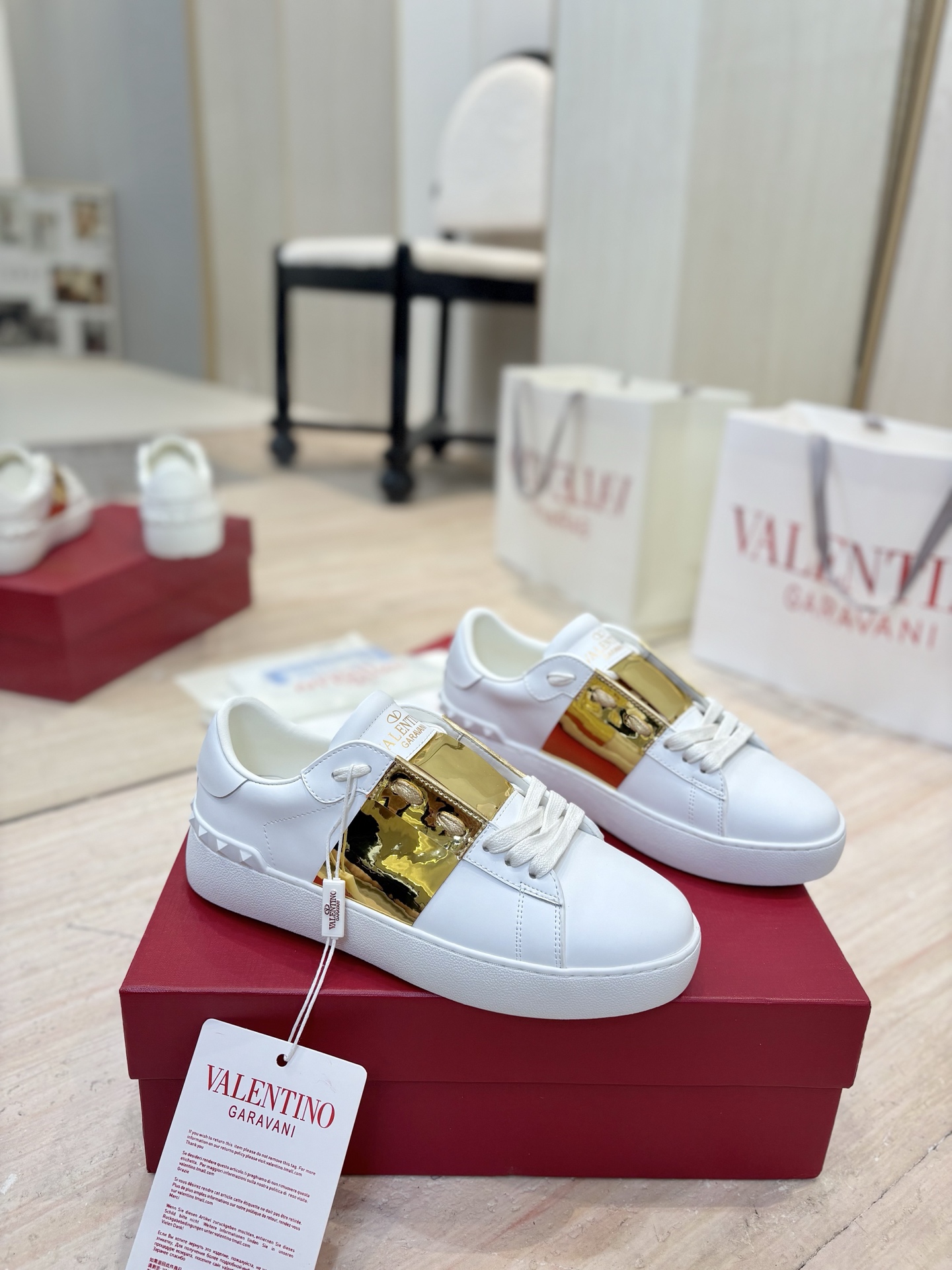 wsxc1776708189357_0 Valentino Fashion Shoes - Image 1