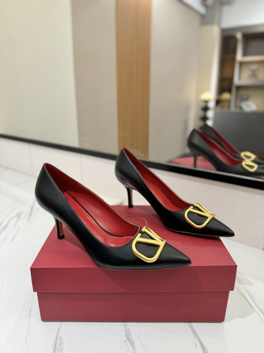 wsxc1776710091313_0 Valentino Fashion High Heels - Image 1
