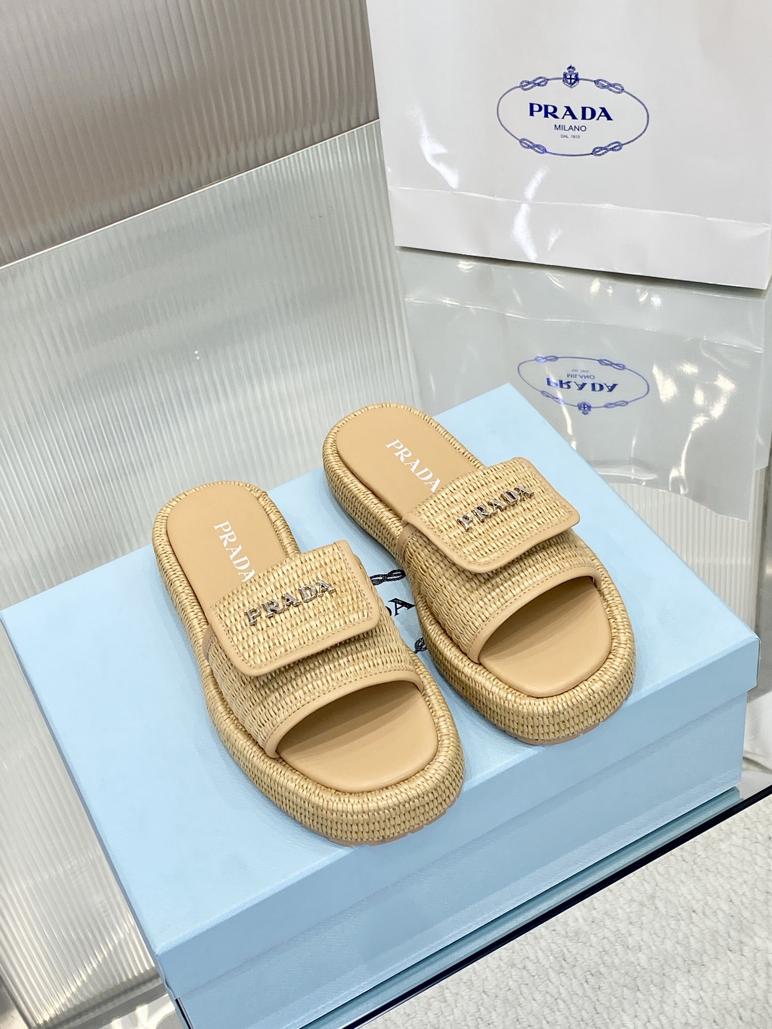 wsxc1776900780575_0 Prada Fashion Slippers - Image 1