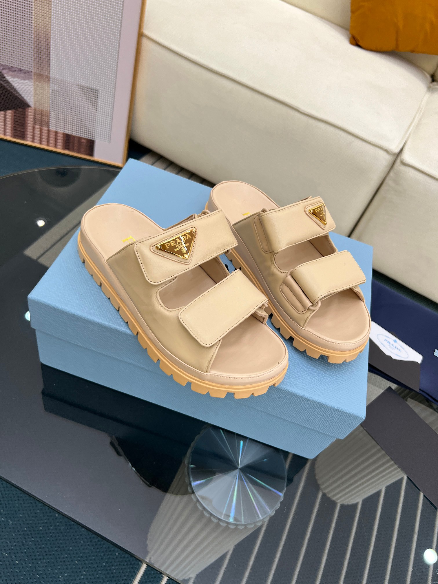 wsxc1776902632966_0 Prada Fashion Slippers - Image 1