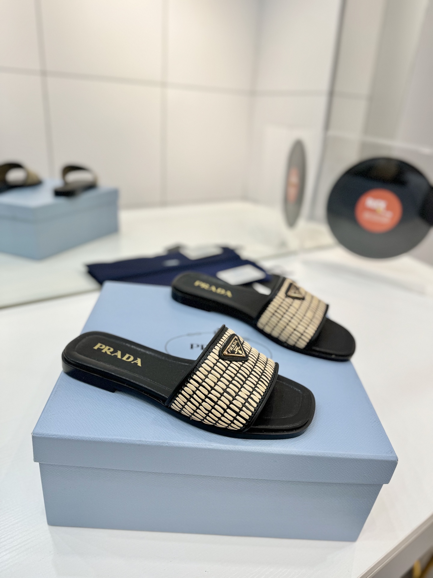 wsxc1776986375455_0 Prada Fashion Slippers - Image 1