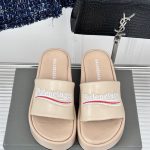 Balenciaga Fashion Slippers