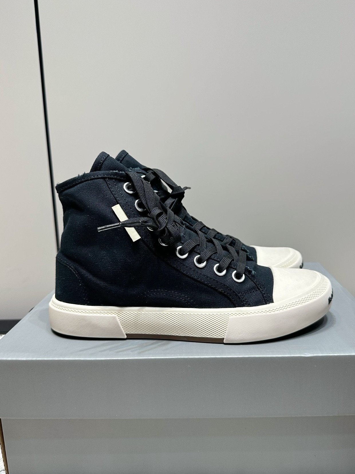 wsxc1776994397025_0 Balenciaga Fashion Shoes - Image 1