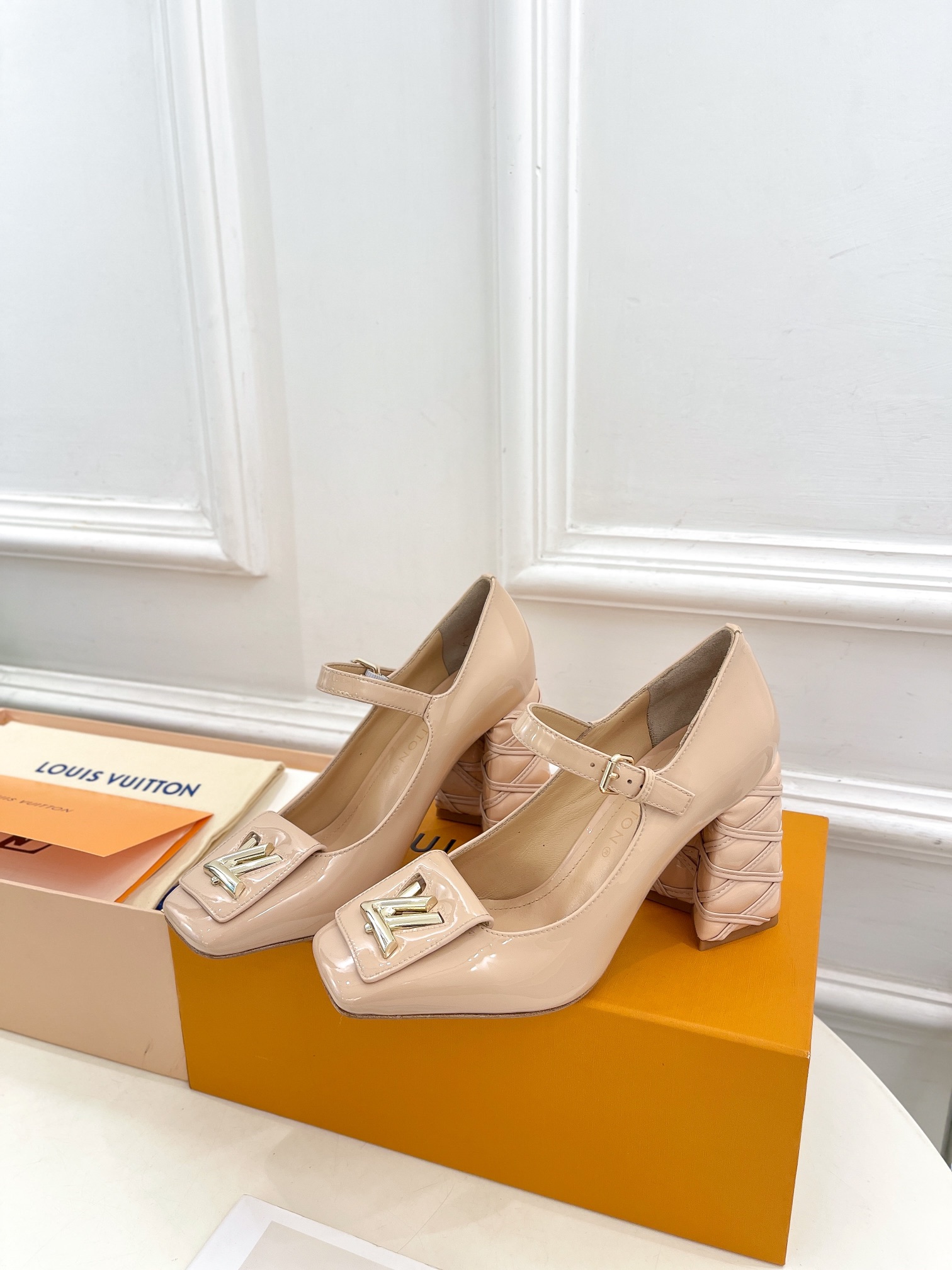 wsxc1777083638630_0 Louis Vuitton Fashion High Heels - Image 1