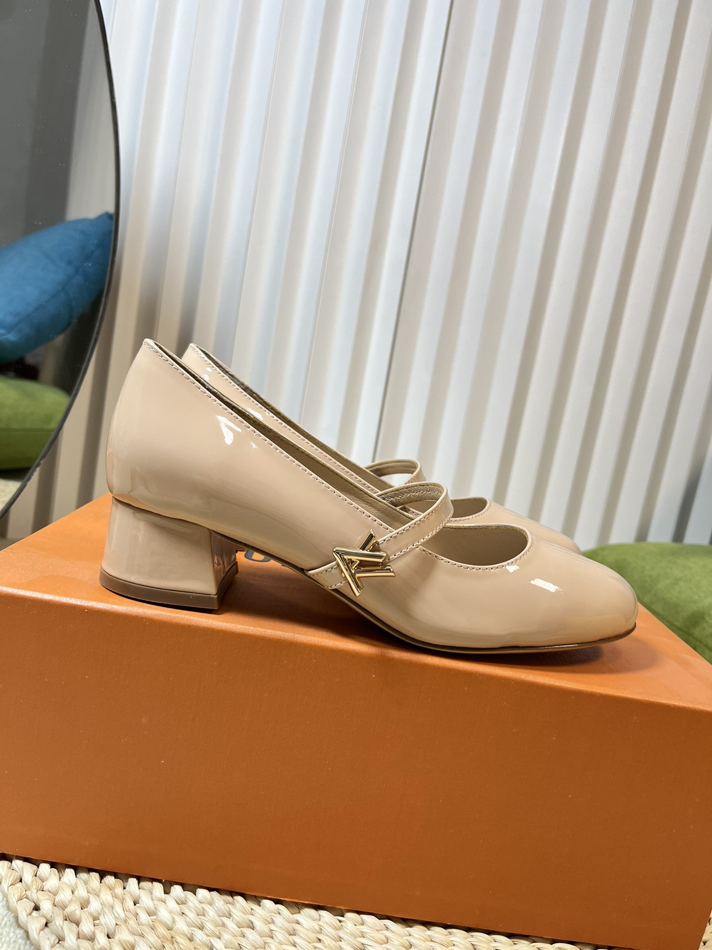 wsxc1777257491518_1 Louis Vuitton Fashion Shoes - Image 1