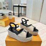 Louis Vuitton Fashion Sandals